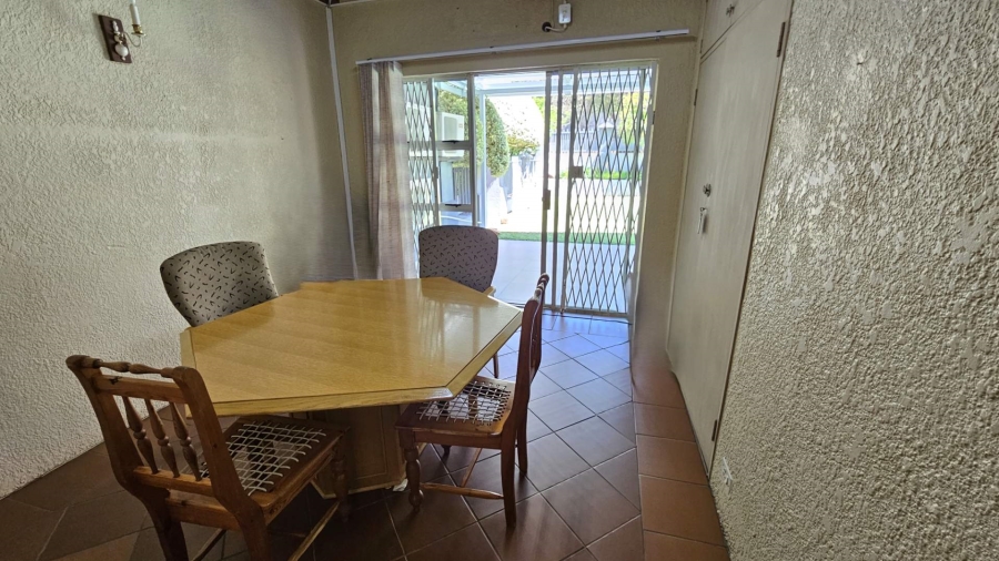 6 Bedroom Property for Sale in Schoemansville North West